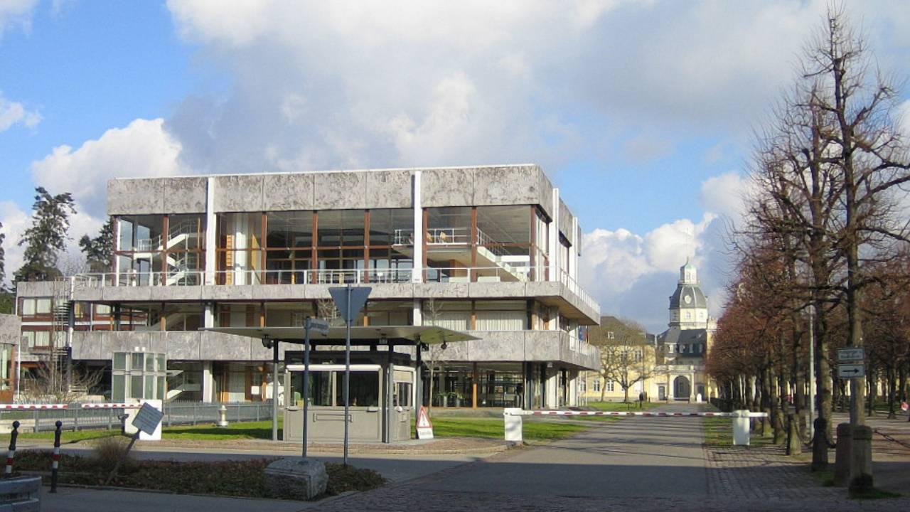 Federal Constitutional Court (Bundesverfassungsgericht), Karlsruhe, Germany (Photo: User:RoBi / German Wikipedia)