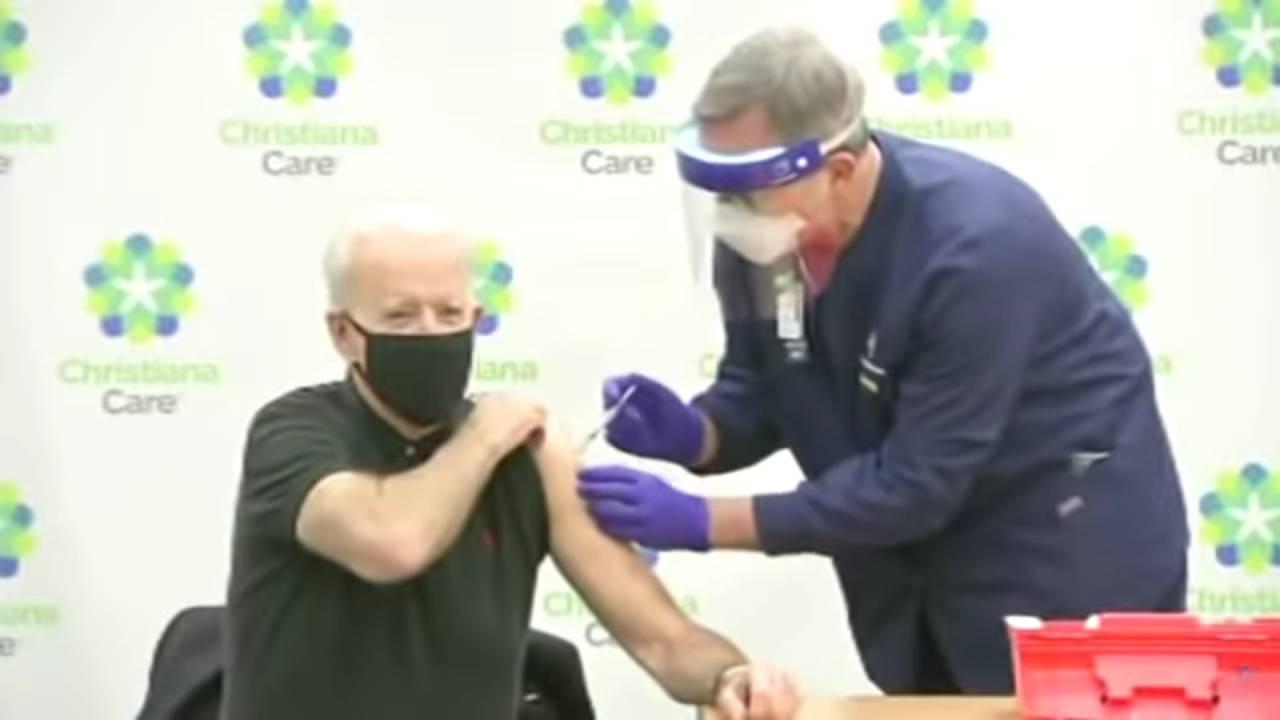 Joe Biden receives his second dose of Covid-19 vaccine while the House of Representatives was impeaching President Trump. January 11, 2021