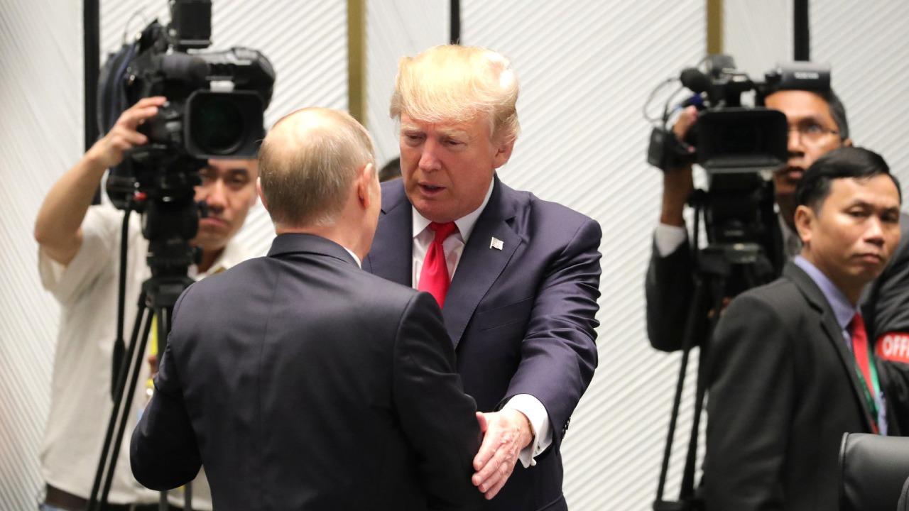On the sidelines of the 25th APEC Economic Leaders' Meeting. With President of the United States Donald Trump, and Russian President Vladimir Putin.